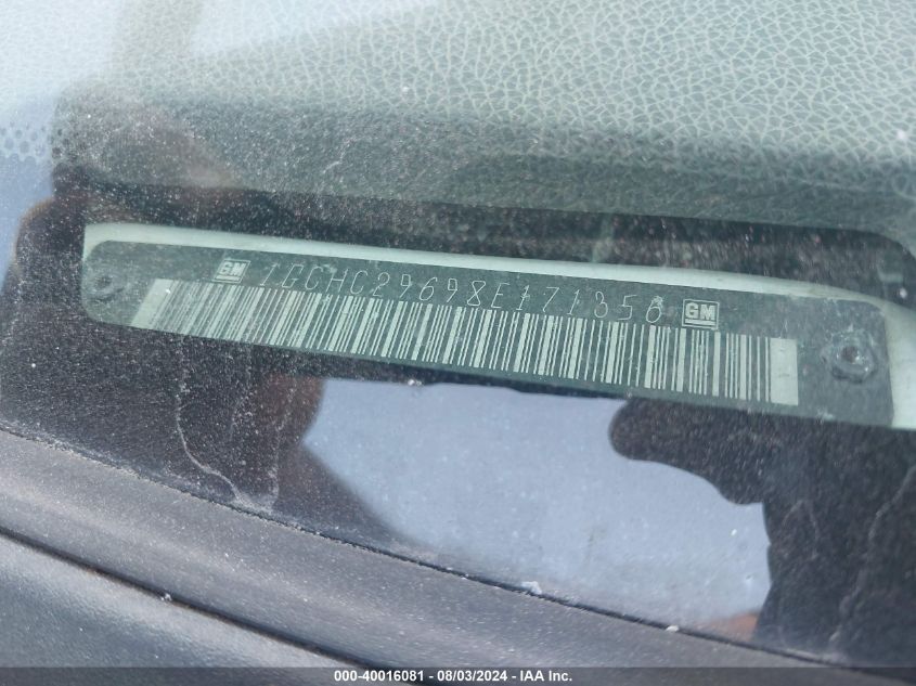 2008 Chevrolet Silverado 2500Hd Work Truck VIN: 1GCHC29698E171356 Lot: 40016081