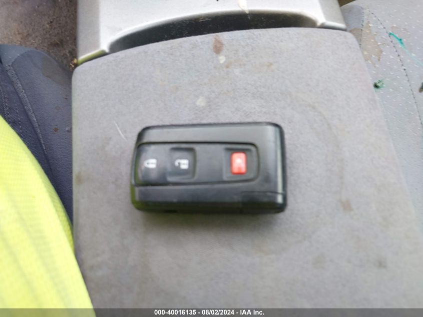 2005 Toyota Prius VIN: JTDKB20U453046423 Lot: 40016135