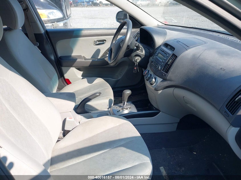 2010 HYUNDAI ELANTRA VIN: 1C6RR7ST9KS700014