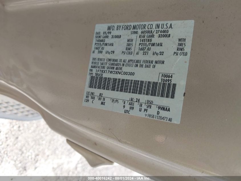 1999 Ford F-150 Lariat/Work Series/Xl/Xlt VIN: 1FTRX17W2XNC00300 Lot: 40016242