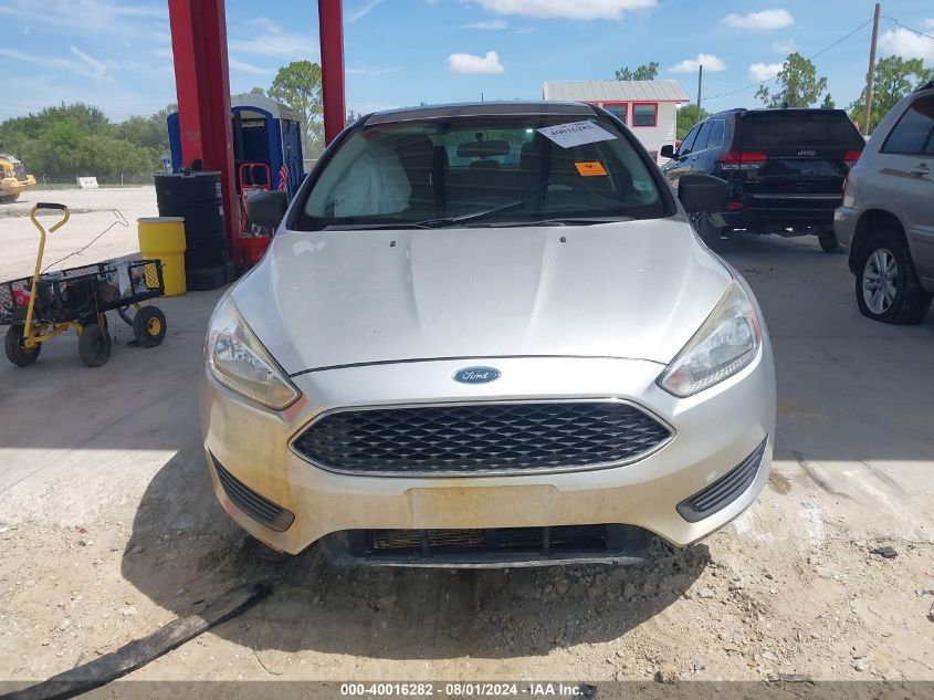 2018 Ford Focus S VIN: 1FADP3E23JL284898 Lot: 40016282