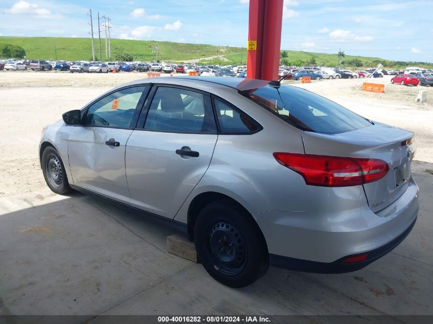 2018 Ford Focus S VIN: 1FADP3E23JL284898 Lot: 40016282