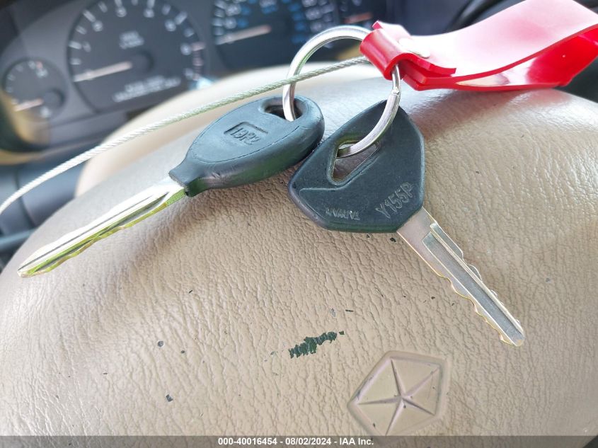 1998 Dodge Grand Caravan Se VIN: 1B4GP44G5WB621088 Lot: 40016454