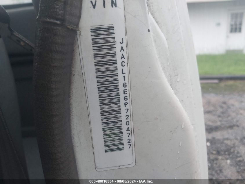 1993 Isuzu Conventional Space Cab VIN: JAACL16E6P7204727 Lot: 40016534