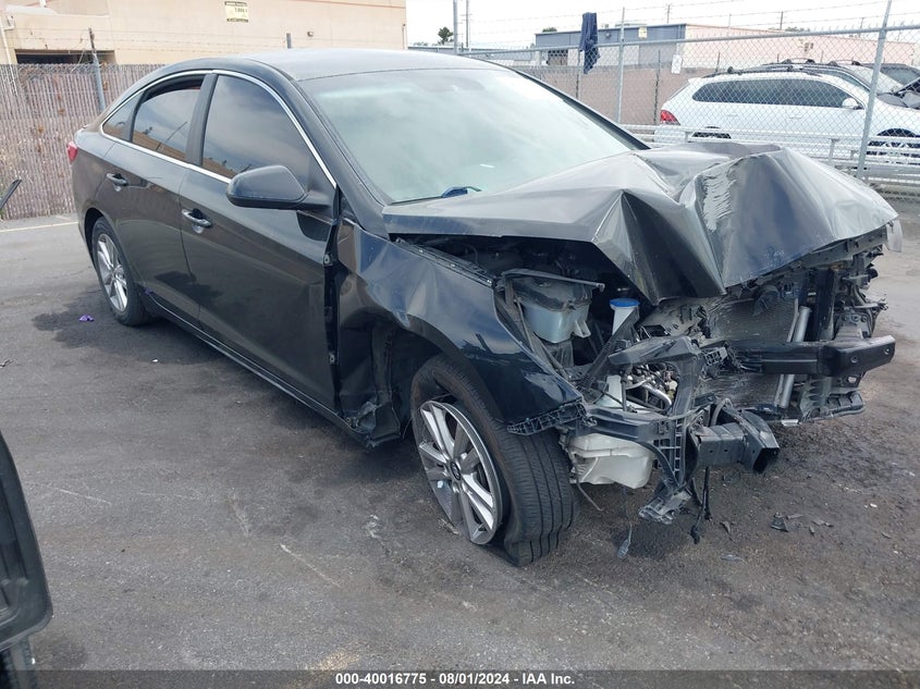 HYUNDAI SONATA SE 2017