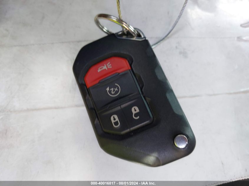 2020 JEEP WRANGLER UNLIMITED SPORT S 4X4 - 1C4HJXDG1LW284322