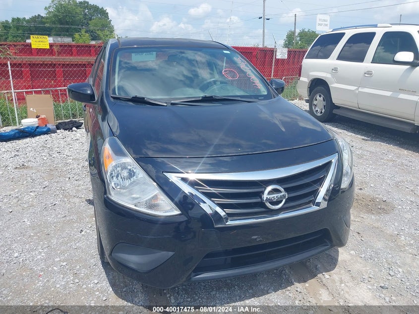 2017 Nissan Versa 1.6 S+ VIN: 3N1CN7AP1HL821578 Lot: 40017475