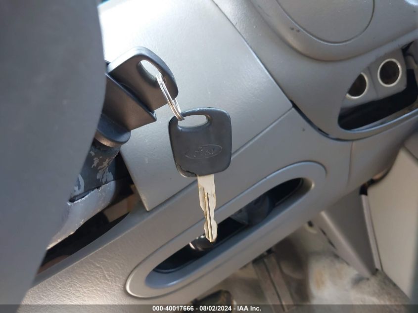 1997 Ford Expedition Eddie Bauer/Xlt VIN: 1FMEU1768VLA64704 Lot: 40017666