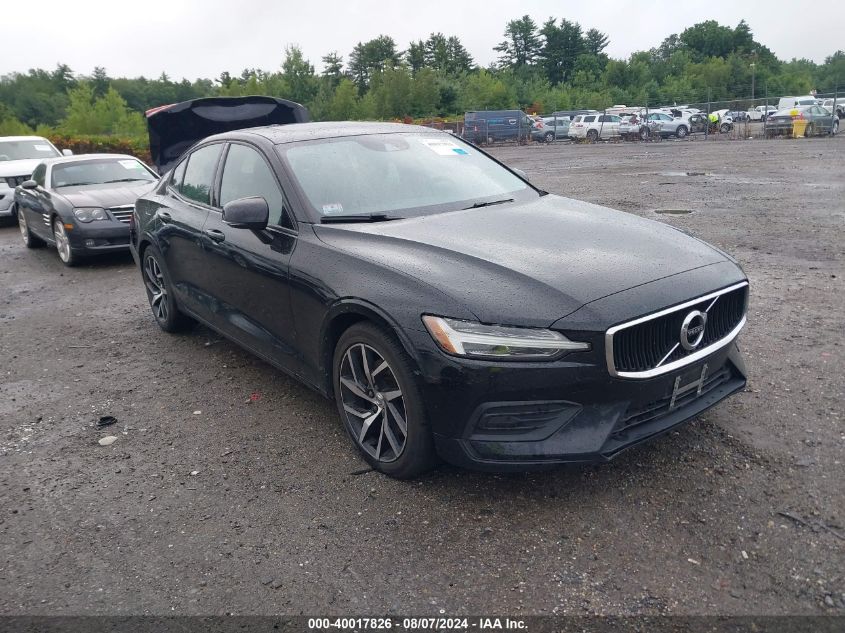 VIN 7JR102FK0KG014520 2019 Volvo S60, T5 Momentum no.1