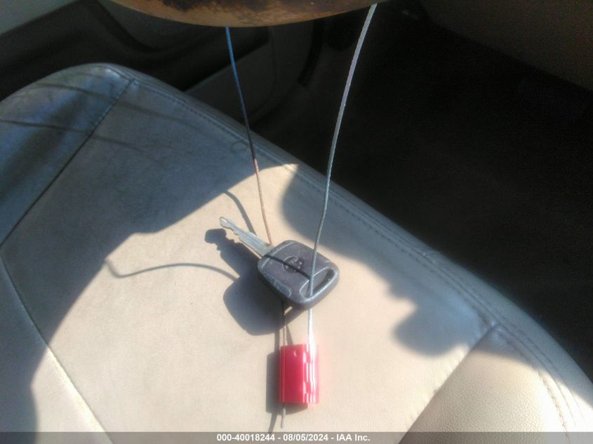 2011 Ford Escape Limited VIN: 1FMCU9EG7BKA73350 Lot: 40018244