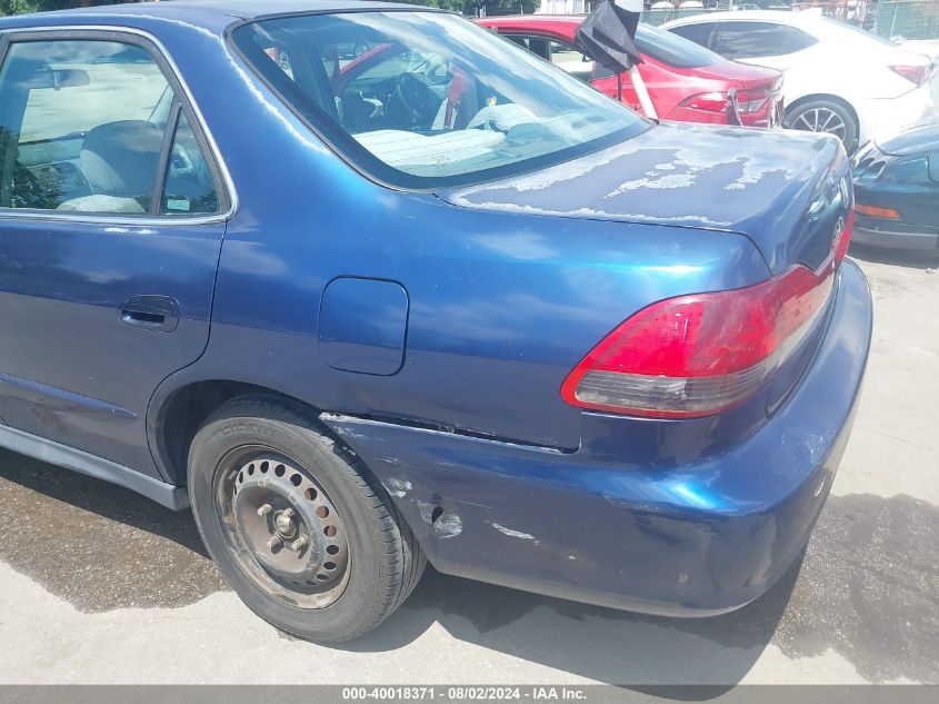 2001 Honda Accord 2.3 Lx VIN: 1HGCG66561A043320 Lot: 40018371