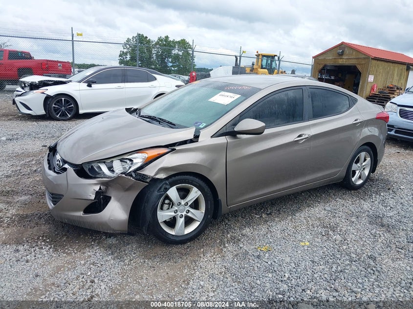 2013 HYUNDAI ELANTRA GLS - 5NPDH4AE6DH415585
