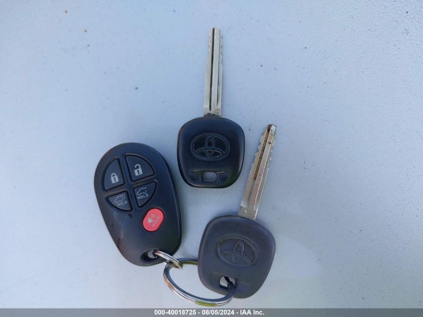 2013 Toyota Highlander Plus/Se VIN: 5TDBK3EH8DS240273 Lot: 40018725