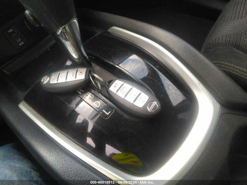 2014 Nissan Rogue S/Sl/Sv VIN: 5N1AT2MV2EC861047 Lot: 40018913