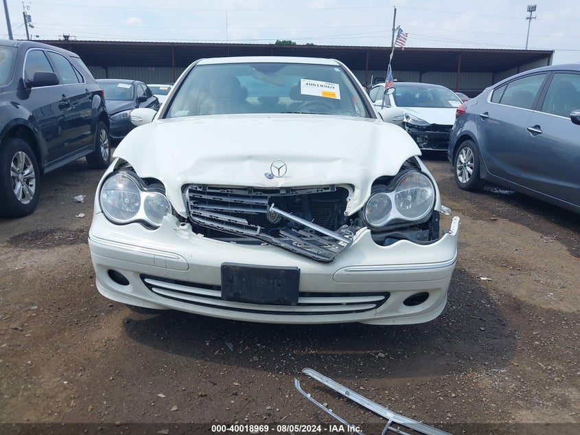 2007 Mercedes-Benz C 280 Luxury 4Matic VIN: WDBRF92H97F908143 Lot: 40018969