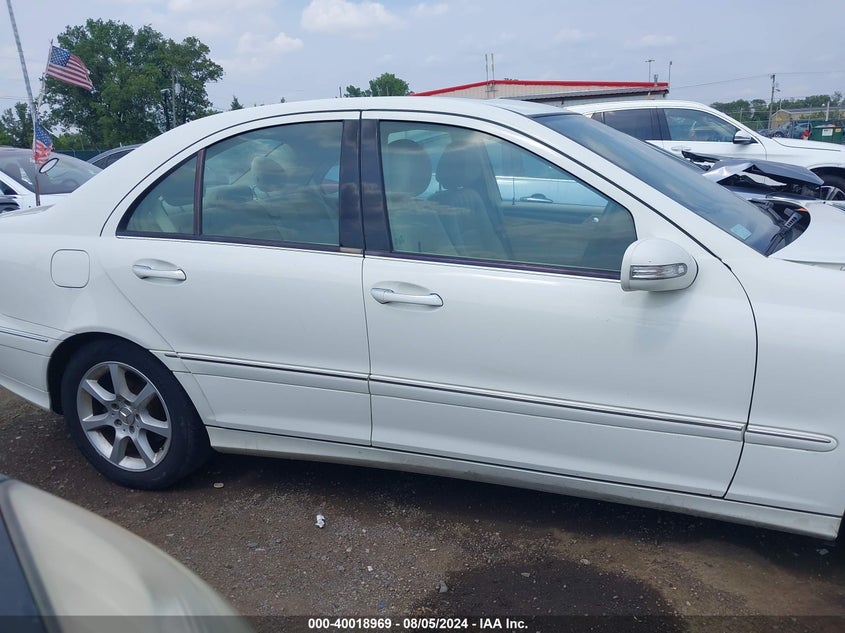 2007 Mercedes-Benz C 280 Luxury 4Matic VIN: WDBRF92H97F908143 Lot: 40018969