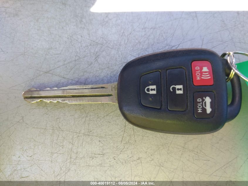 2017 TOYOTA COROLLA LE - 5YFBURHE6HP610200