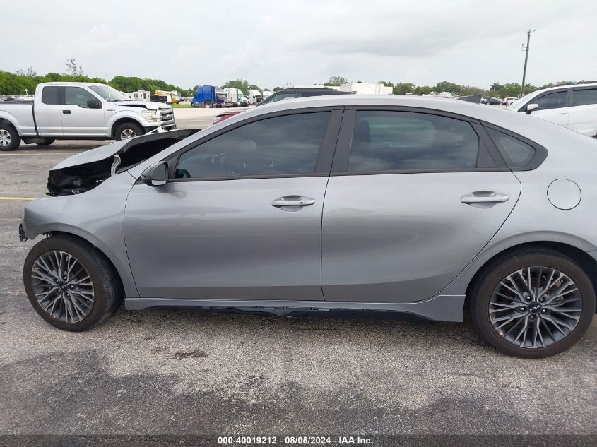 2023 Kia Forte Gt-Line VIN: 3KPF54AD8PE611142 Lot: 40019212