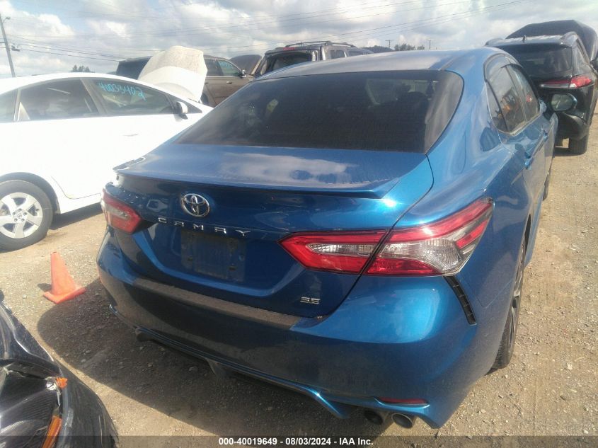 4T1B11HK2JU141563 2018 Toyota Camry Se