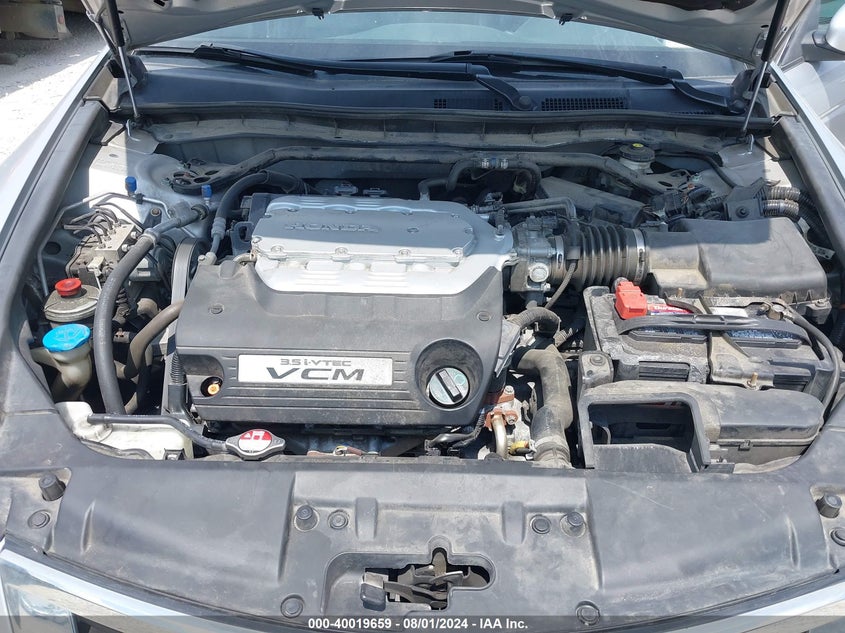 2010 Honda Accord 3.5 Ex-L VIN: 1HGCP3F82AA014731 Lot: 40019659