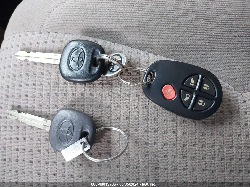 2008 Toyota Sienna Le VIN: 5TDZK23C58S115429 Lot: 40019736