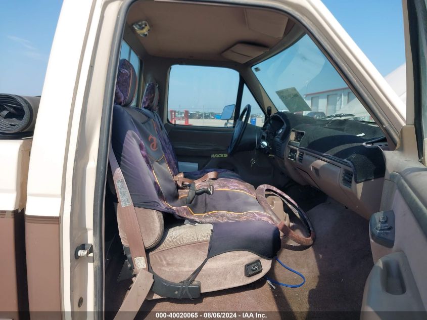 1992 Ford F150 VIN: 1FTDF15N5NLA32829 Lot: 40020065