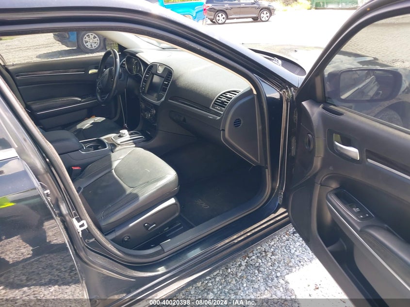 2015 CHRYSLER 300 LIMITED - 2C3CCAAG2FH792134