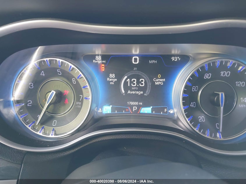 2015 CHRYSLER 300 LIMITED - 2C3CCAAG2FH792134