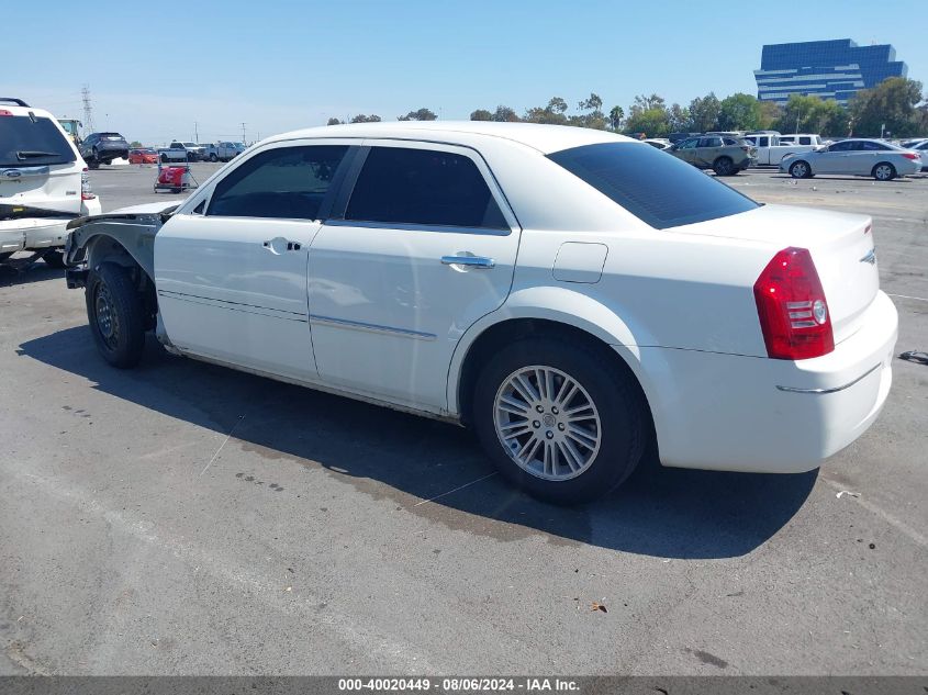 2010 Chrysler 300 Touring VIN: 2C3CA4CD6AH173944 Lot: 40020449