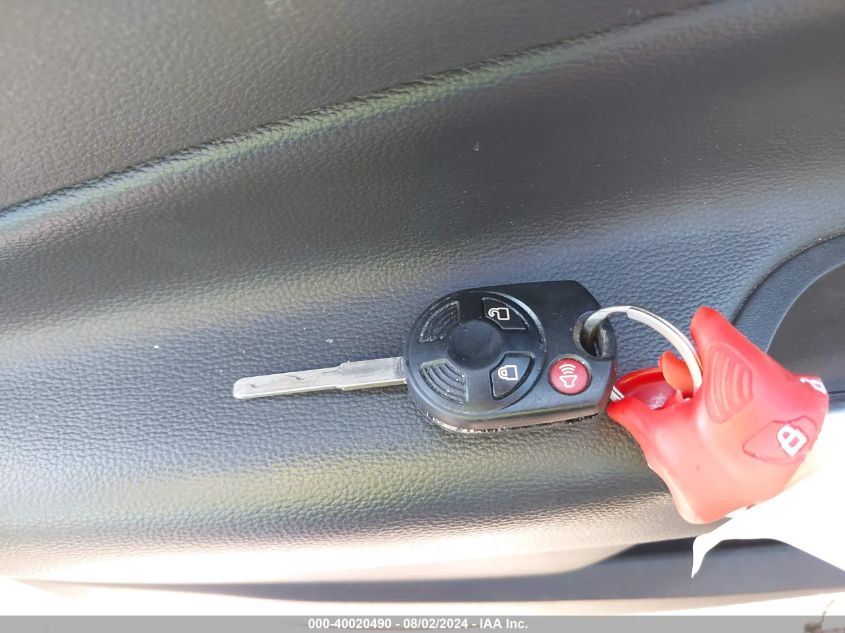 2018 Ford Escape Se VIN: 1FMCU9GD8JUA05449 Lot: 40020490