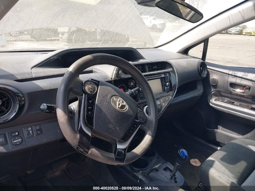 JTDKDTB38J1603683 2018 Toyota Prius C Two