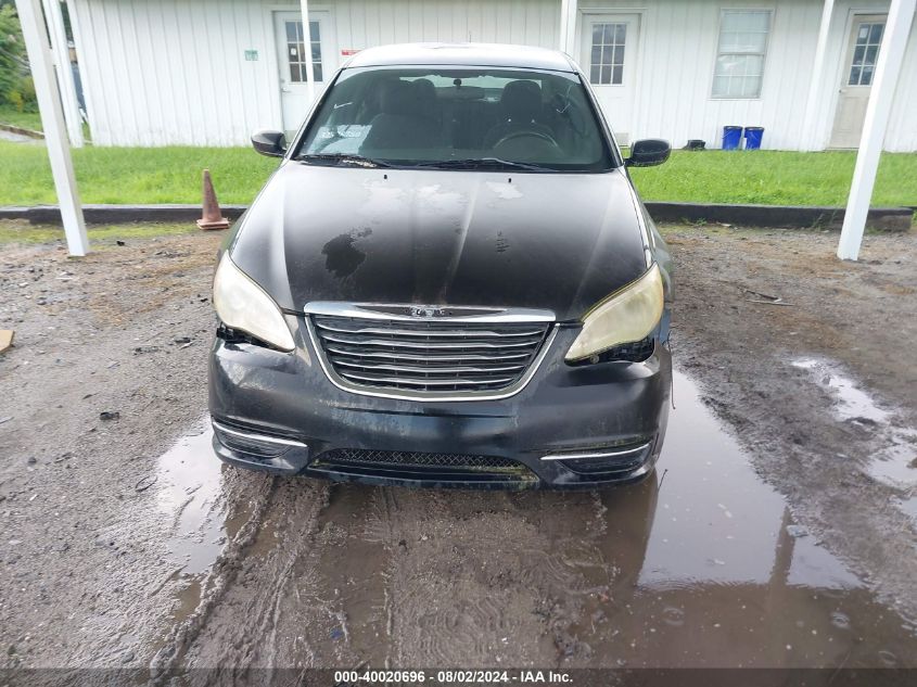 2013 Chrysler 200 Touring VIN: 1C3CCBBB5DN600590 Lot: 40020696