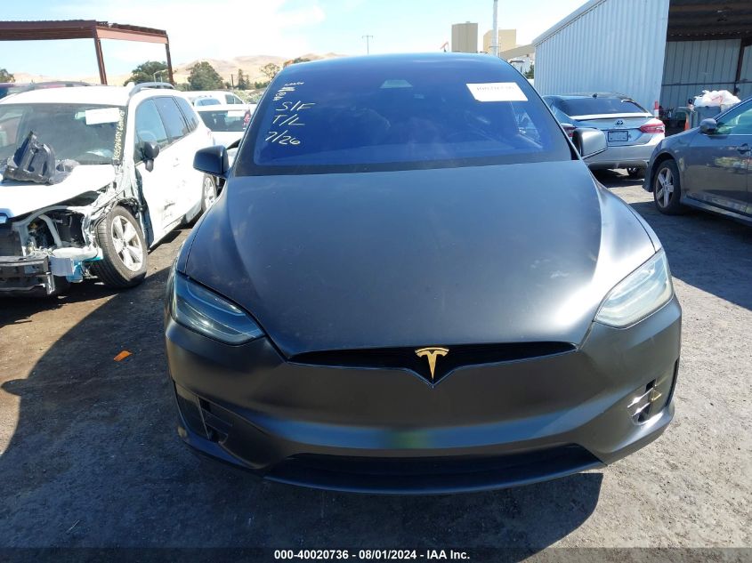 2017 Tesla Model X 100D/75D/90D VIN: 5YJXCBE25HF050711 Lot: 40020736