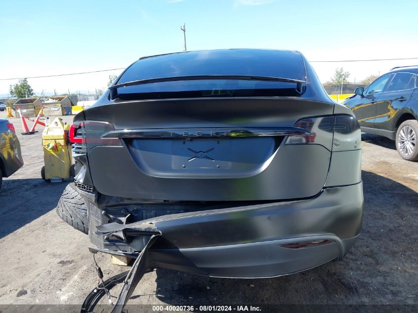 2017 Tesla Model X 100D/75D/90D VIN: 5YJXCBE25HF050711 Lot: 40020736