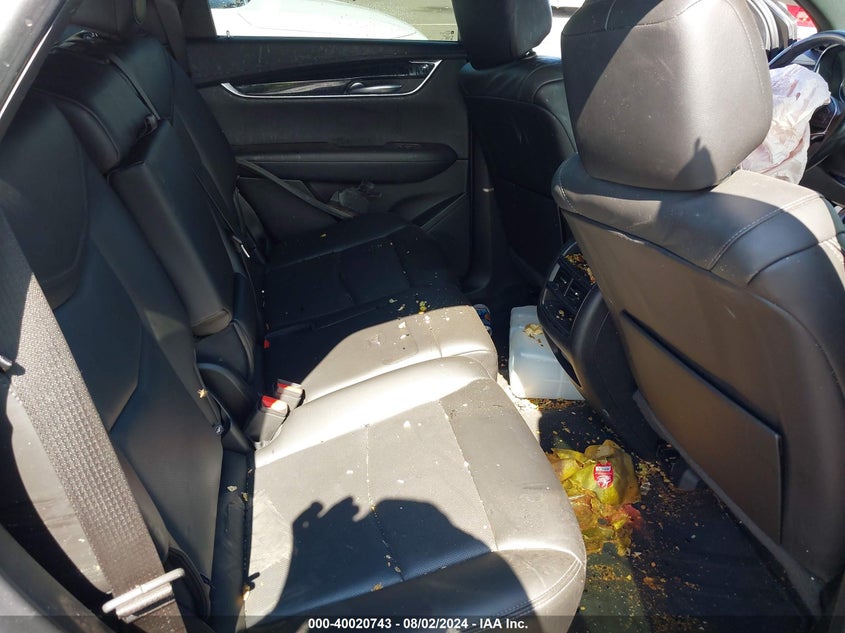 VIN 1GYKNCRS9NZ106945 2022 CADILLAC XT5 FWD PREMIUM LUXURY