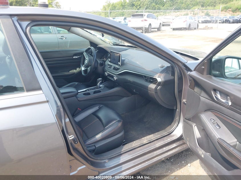 VIN 1N4BL4CV4MN324081 2021 NISSAN ALTIMA SR FWD