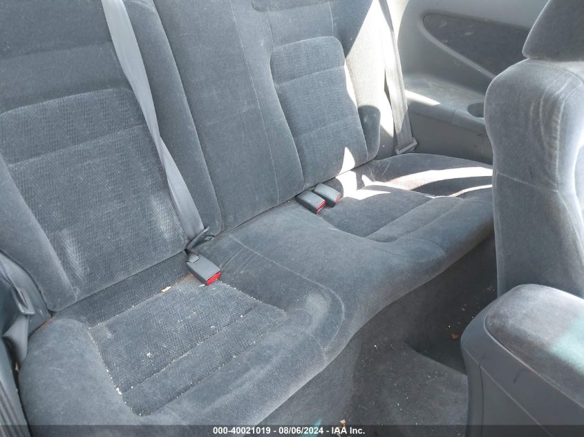 2000 Honda Accord VIN: 1HECT3247Y8012311 Lot: 40021019