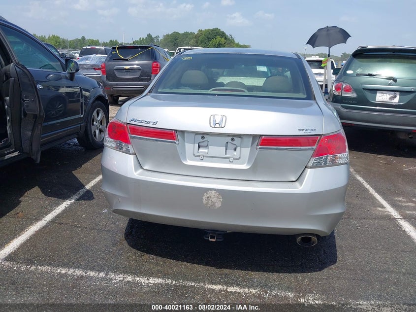 2011 Honda Accord 2.4 Ex VIN: 1HGCP2F72BA068839 Lot: 40021163