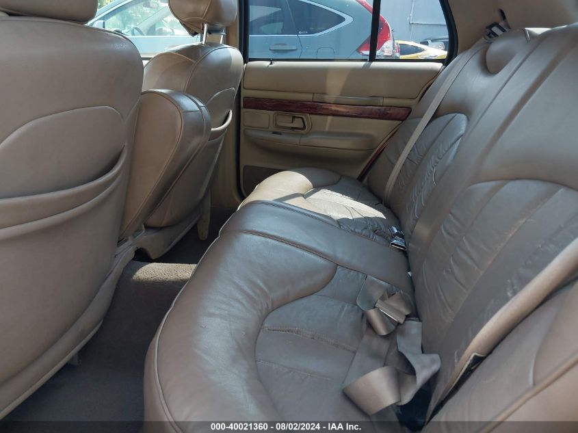 2000 Mercury Grand Marquis Gs VIN: 2MEFM74W4YX686755 Lot: 40021360