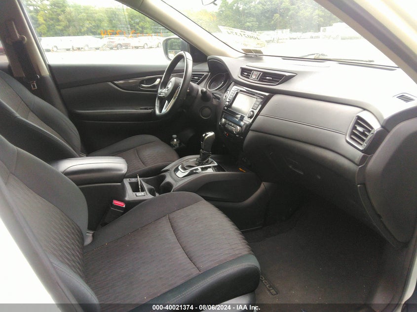 2018 NISSAN ROGUE SV - 5N1AT2MV8JC757544