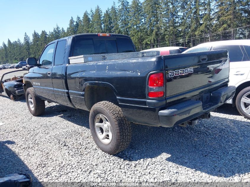 2000 Dodge Ram 1500 VIN: 3B7HF13Z0YG161537 Lot: 40021399