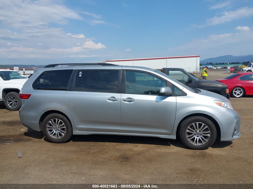2019 TOYOTA SIENNA XLE 8 PASSENGER - 5TDYZ3DC2KS009281