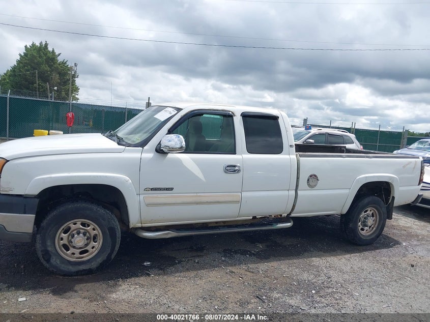 2004 Chevrolet Silverado 2500Hd Ls VIN: 1GCHC29U74E354117 Lot: 40021766