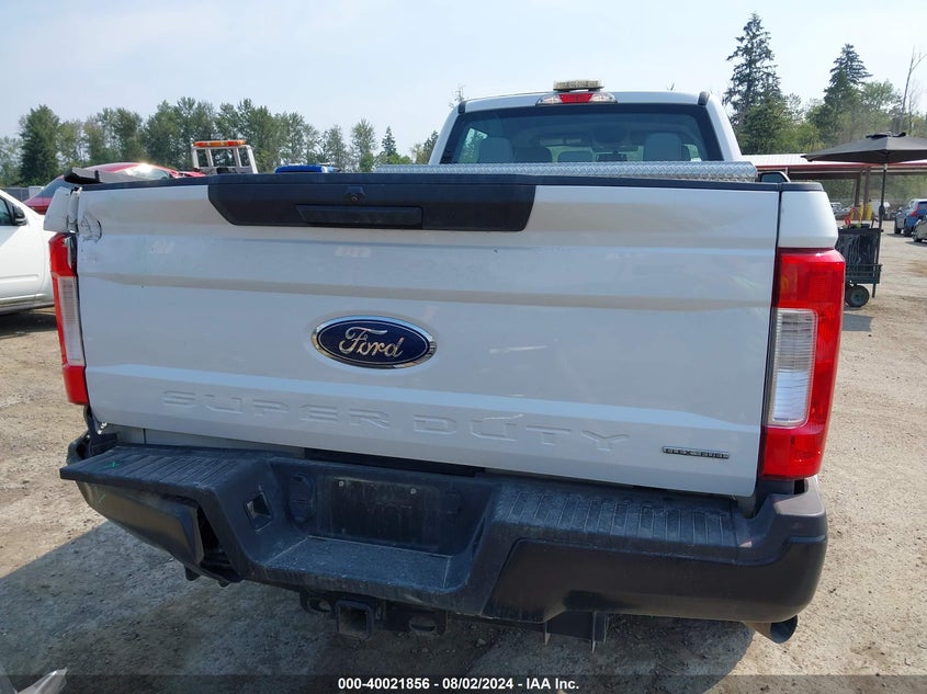 2019 Ford F-250 Xl VIN: 1FT7W2B60KEG11808 Lot: 40021856