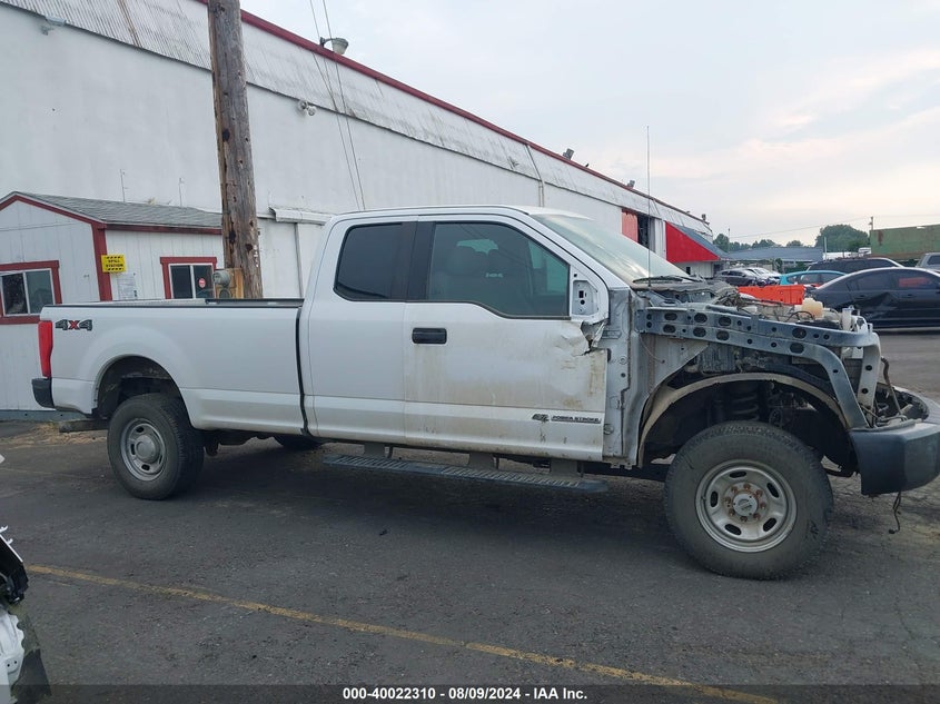 2017 Ford F-250 Xl VIN: 1FT7X2B63HEB24513 Lot: 40022310
