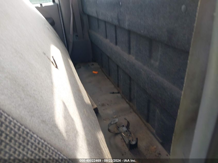 1999 Ford F-450 Lariat/Xl/Xlt VIN: 1FDXF46F2XEA98702 Lot: 40022469