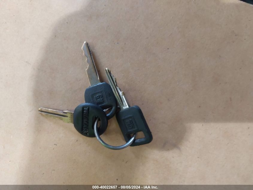 1994 Chevrolet Gmt-400 K1500 VIN: 2GCEK19H1R1328348 Lot: 40022657