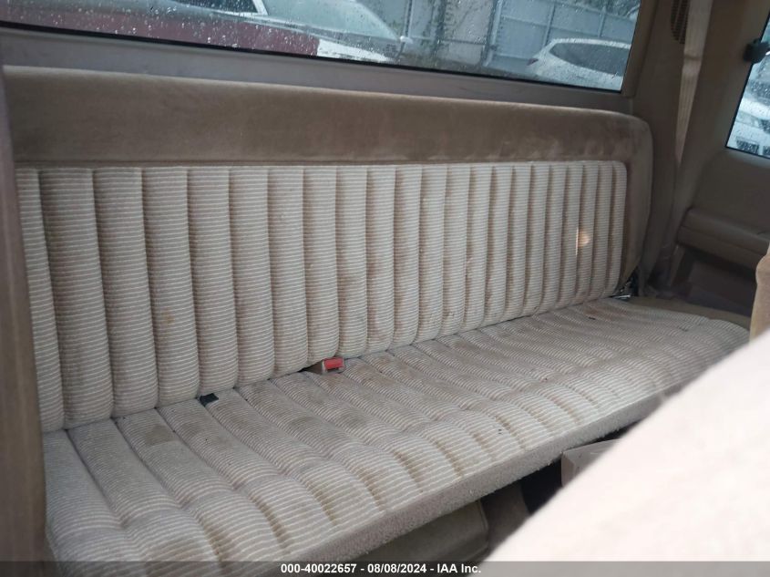 1994 Chevrolet Gmt-400 K1500 VIN: 2GCEK19H1R1328348 Lot: 40022657