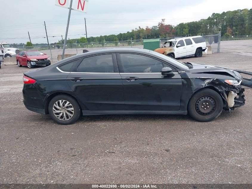 2013 Ford Fusion S VIN: 3FA6P0G72DR356597 Lot: 40022698