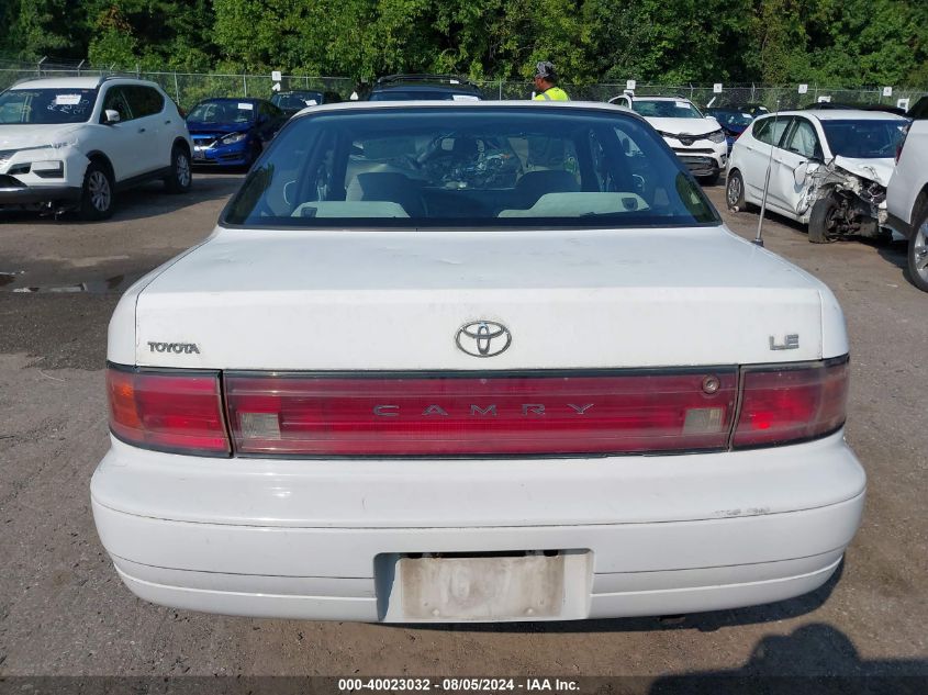 1994 Toyota Camry Le VIN: JT2SK12E4R0223472 Lot: 40023032